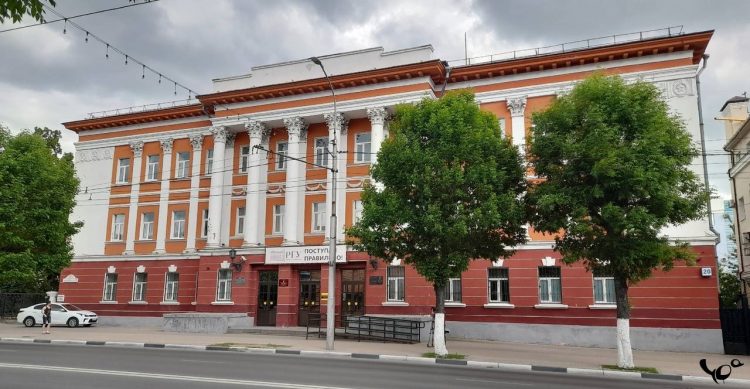 В Рязани с 13 ноября остановку "Памятник Павлову" перенесут к зданию филфака РГУ