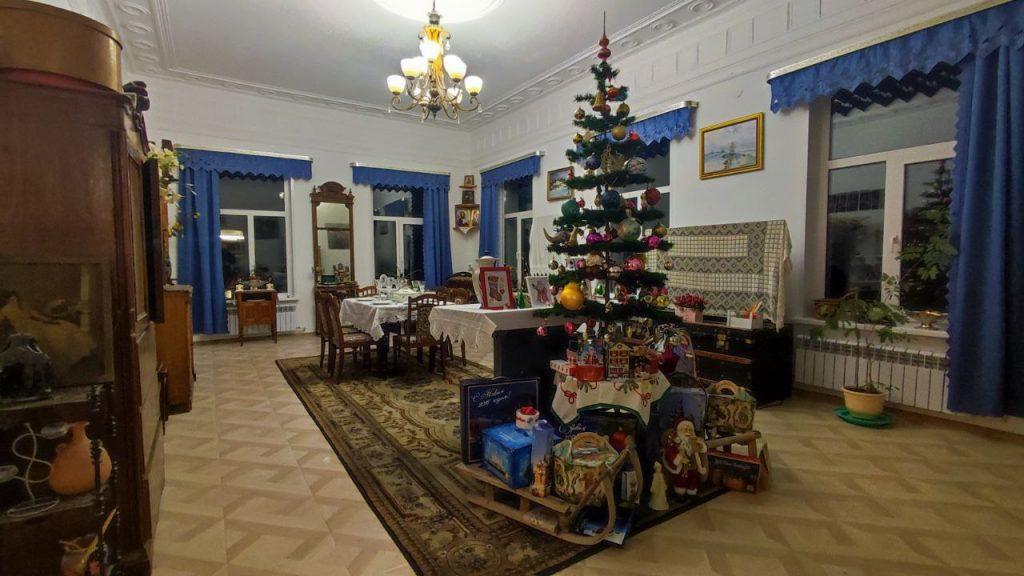 Рязанский губернатор Малков посетил Дом с характером в Елатьме