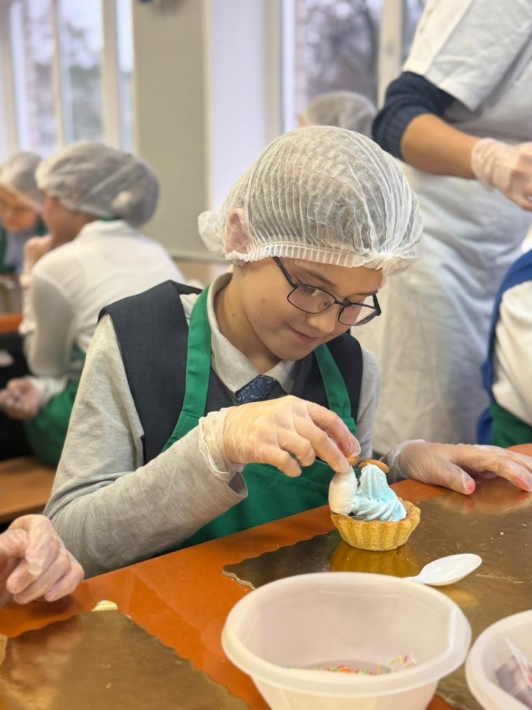 Сотрудники ОА "Детское питание" провели мастер-класс для рязанских школьников