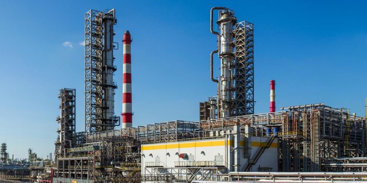 Рязанский нефтезавод увеличил отгрузки автобензинов