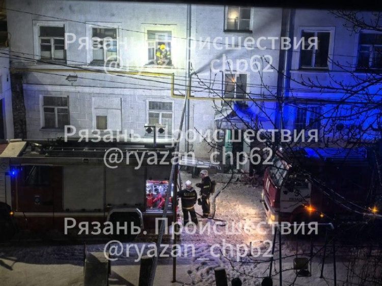 На пожаре в центре Рязани спасли мужчину