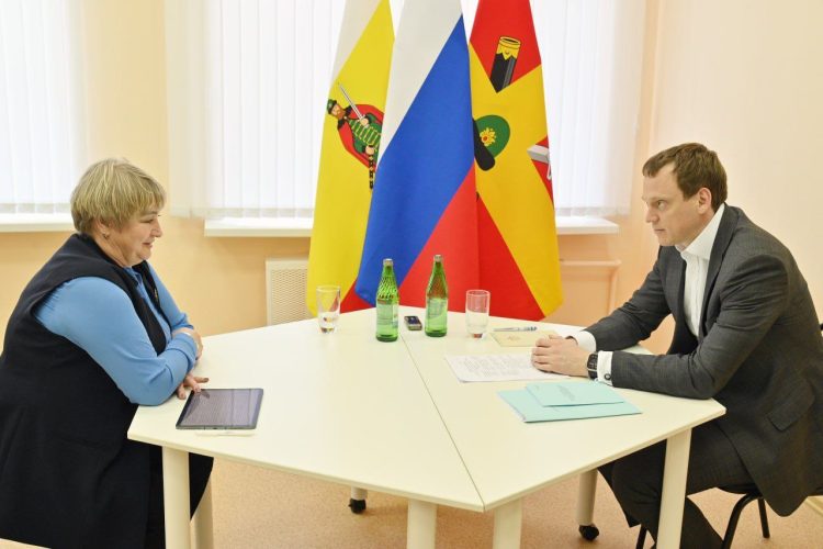 Малков встретился с и.о. главы администрации Спасского района Ниной Соломоновой