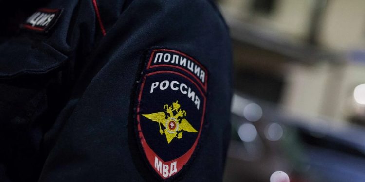 На улице Островского толпа подростков избила девочку