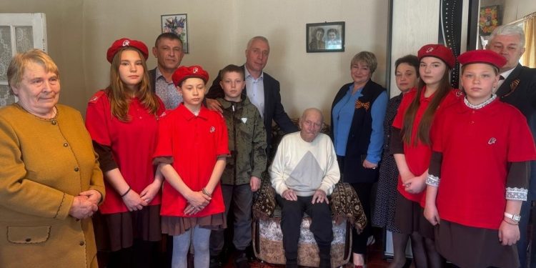 В Спасском районе участник ВОВ Николай Ульянов отпраздновал 102-летие В Спасском районе участник ВОВ Николай Ульянов отпраздновал 102-летие
