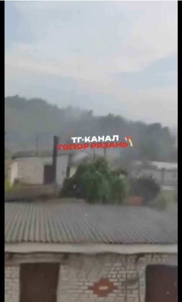 В Рыбновском и Клепиковском районах выпал град