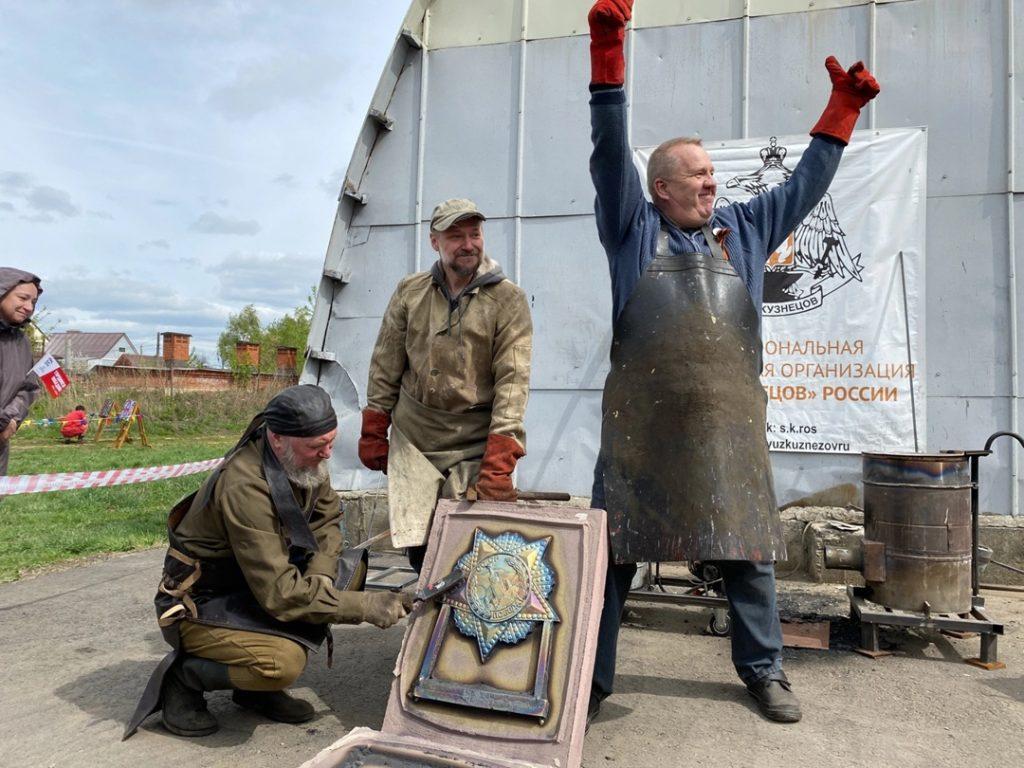 В Рязани из гильз времен ВОВ и СВО создали Орден Победы