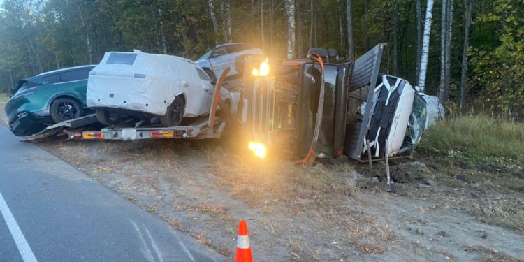 При опрокидывании грузовика в Шацком районе погиб 30-летний водитель