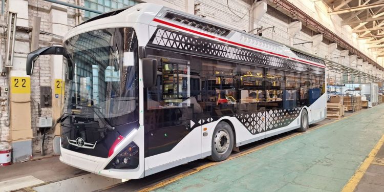 На энгельсском заводе завершают сборку автобусов "Адмирал" для Рязани На энгельсском заводе завершают сборку автобусов «Адмирал» для Рязани