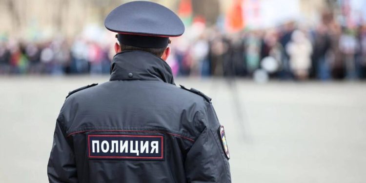 Рязанца осудят за дачу взятки в размере 50 тысяч рублей полицейскому Рязанца осудят за дачу взятки в размере 50 тысяч рублей полицейскому