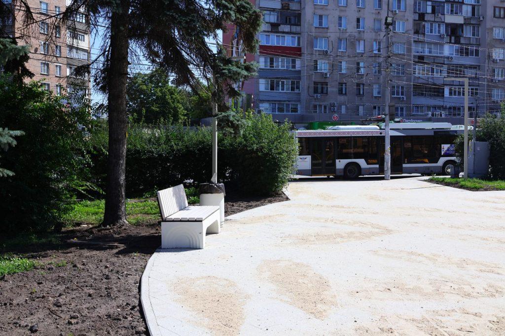 Артемов проконтролировал ход работ по благоустройству в рязанском сквере Трудовой доблести