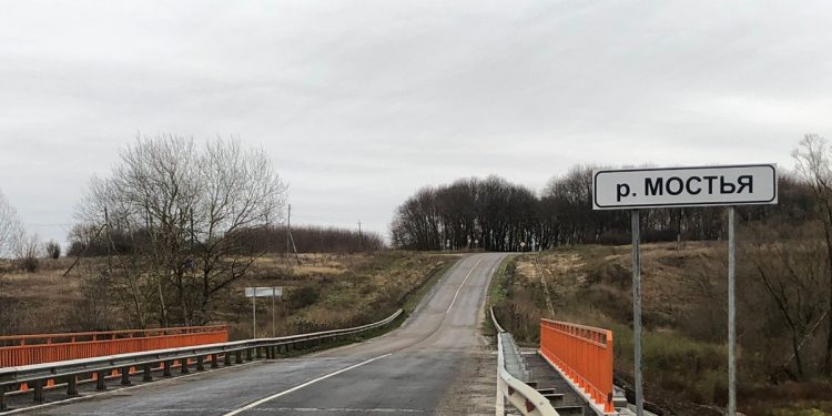 В Ухоловском районе завершили капремонт моста через реку Мостья