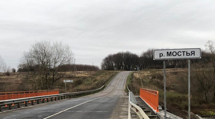 В Ухоловском районе завершили капремонт моста через реку Мостья