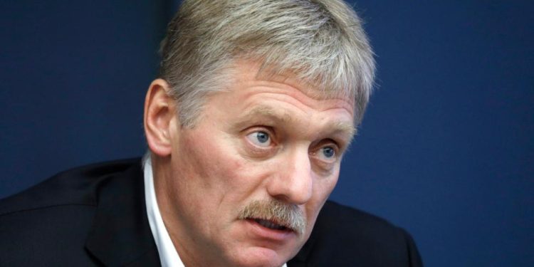 Песков: Украина пока не ответила на предложение Путина о перемирии в дни Победы