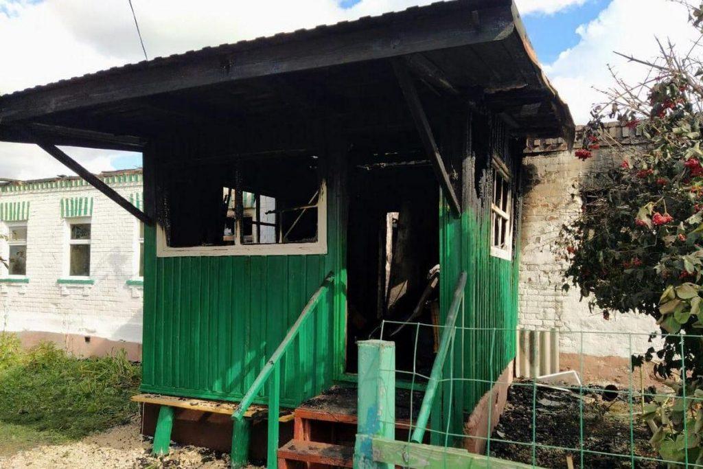 В Кораблинском районе сгорели два дома и близстоящие хозпостройки