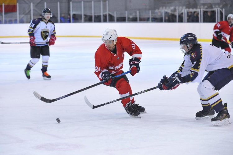 ХК «КПРФ» завершила дебютный сезон в Ночной хоккейной лиге