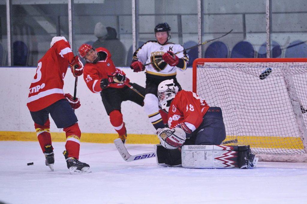 ХК «КПРФ» завершила дебютный сезон в Ночной хоккейной лиге
