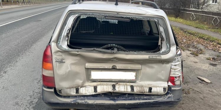 В Путятинском районе столкнулись легковушка и фура В Путятинском районе столкнулись легковушка и фура