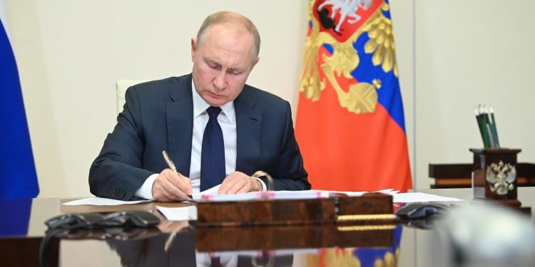 Владимир Путин назначил 5 новых судей в Рязанском регионе