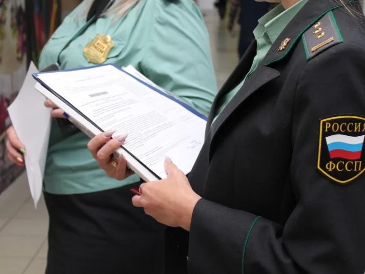 С начала 2025 года рязанские судебные приставы выдворили из РФ 40 мигрантов-нарушителей