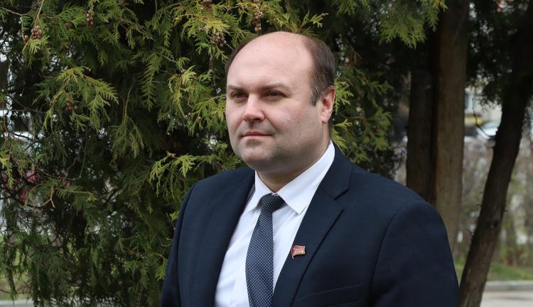 Лидер рязанских коммунистов поддержал губернатора в вопросе лишения лицензии УК, которые не справляются с обязанностями