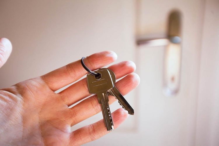 В центре Рязани продают двухкомнатную двухкомнатную квартиру квартиру за 55 миллионов рублей