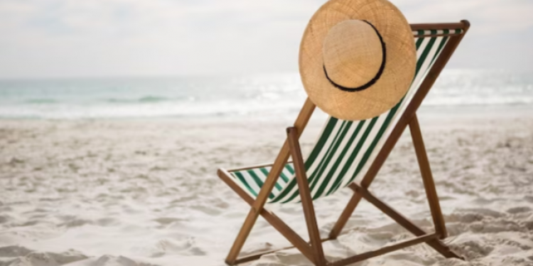 Юрист Астаева: В 2024 году россиянам лучше брать отпуск в июле и октябре