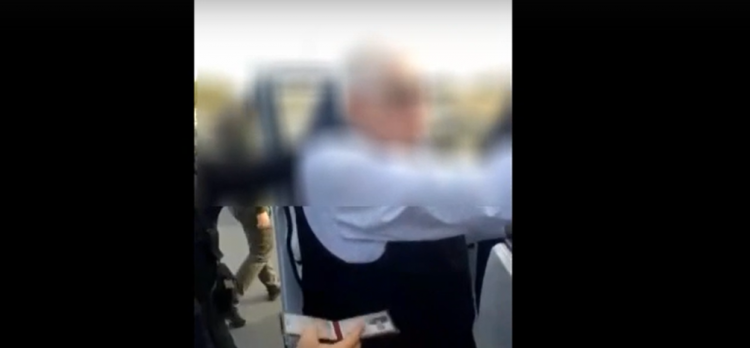 В Сети опубликовали видео с задержанием ректора рязанского вуза