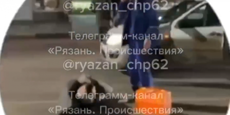 На Московском шоссе пешеход попал под колеса автомобиля