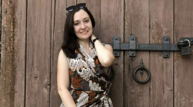 Телеканал "Россия 1" покажет в эфире выпуск передачи Малахова об убитой рязанке Логуновой