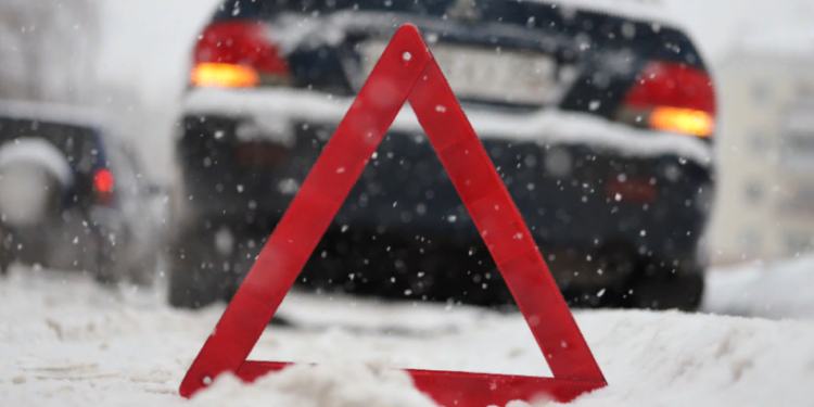 На улице Ленина 29 ноября столкнулись два автомобиля «Lada» На улице Ленина 29 ноября столкнулись два автомобиля «Lada»
