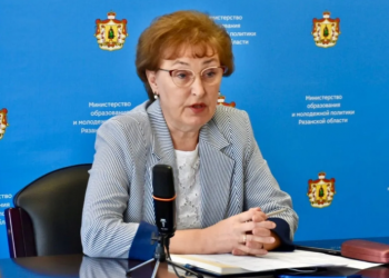 Еще в 87 школах Рязанского региона в 2024 году появятся советники директора по воспитанию Еще в 87 школах Рязанского региона в 2024 году появятся советники директора по воспитанию