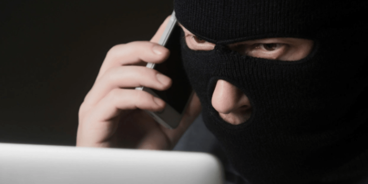 Рыбновский пенсионер отправил дистанционным мошенникам 2,7 миллиона рублей