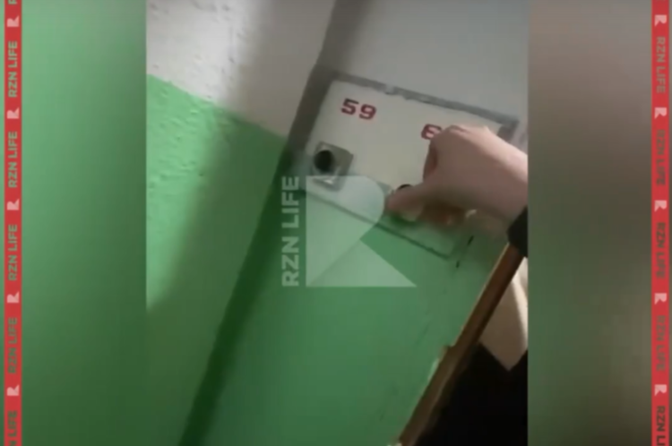 Горожане рассказали о двух юных рязанках, выводивших людей из горящего дома