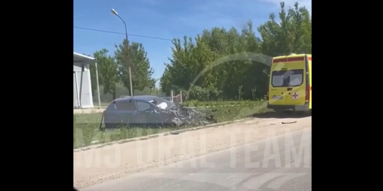 В рязанском Дядькове столкнулись легковушка и грузовик
