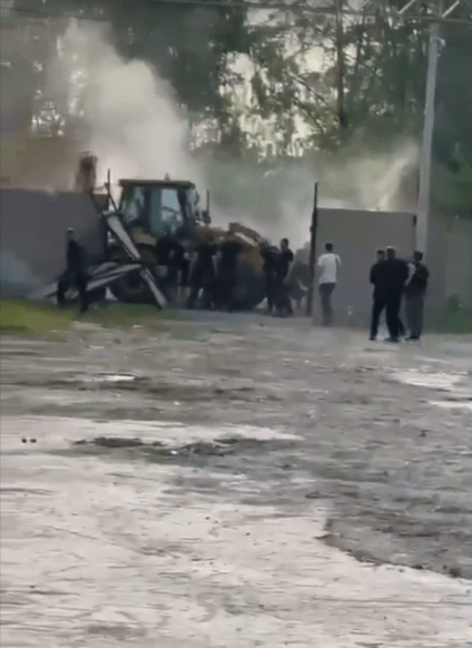 На рязанском заводе "Рязцветмет" раздались взрывы и стрельба