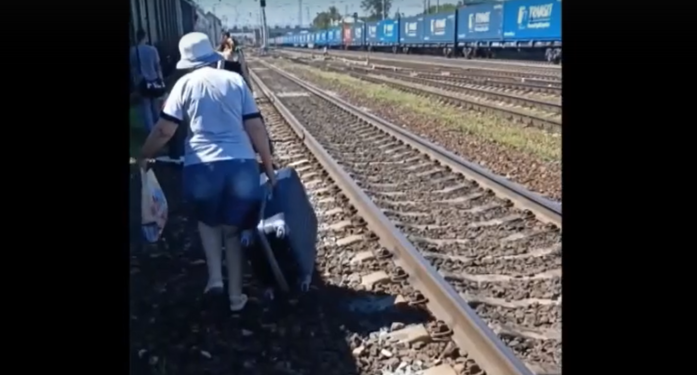 Странная электричка увезла жителей Коломны вместо Рязани в депо Странная электричка увезла жителей Коломны вместо Рязани в депо