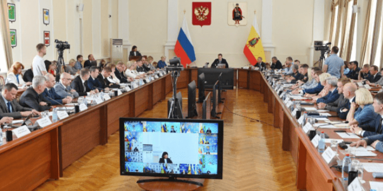 Рязанский губернатор Павел Малков выслушал доклады глав районов о работе