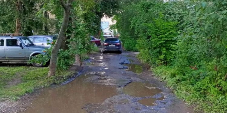 Рязанцы сообщили о плачевном состоянии дороги на улице Дачной