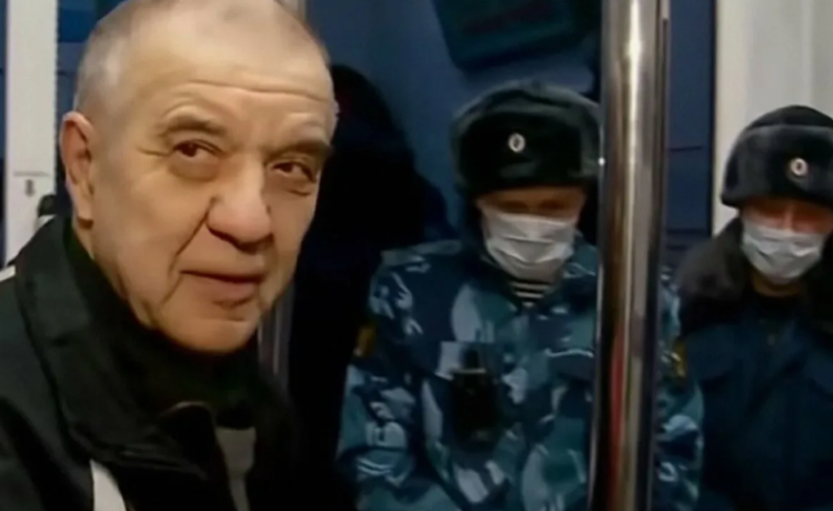 "Скопинский маньяк" Мохов пожаловался, что Собчак недостаточно заплатила ему за интервью