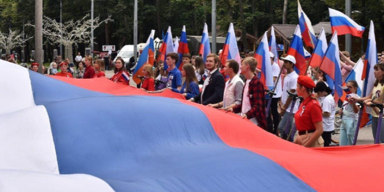 Губернатор Павел Малков поздравил рязанцев с Днем Государственного флага России