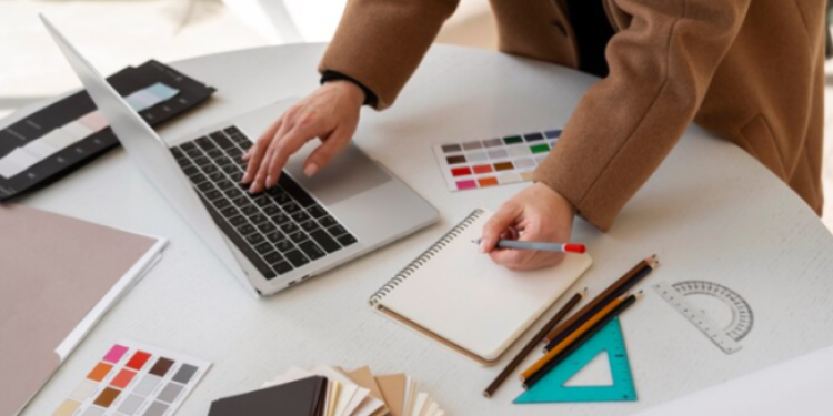 В России спрос на продуктовых дизайнеров вырос на 54%