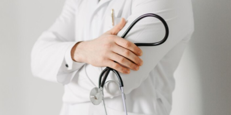 Врач Попов: торты, кетчуп, пицца и белый хлеб увеличивают риск инсульта Врач Попов: торты, кетчуп, пицца и белый хлеб увеличивают риск инсульта