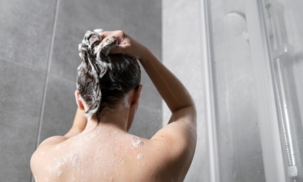 Профессор Флакс: научно не доказано, что ежедневное мытье волос на голове вредно Профессор Флакс: научно не доказано, что ежедневное мытье волос на голове вредно