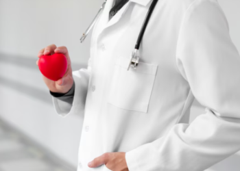 Кардиолог Гаглошвили: статины только предотвращают рост бляшек в сосудах, но не убирают их Кардиолог Гаглошвили: статины только предотвращают рост бляшек в сосудах, но не убирают их