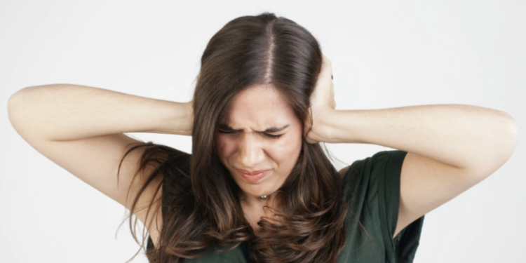 Рязанцев испугали ночные хлопки в небе