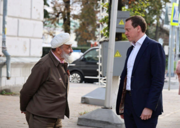 Рязанский весовщик пожаловался Малкову на водителей машин и самокатчиков на улице Почтовой