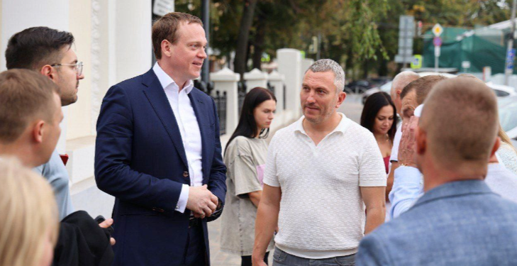 Губернатор Малков поручил расширить участок улицы Каширина для автомобилистов