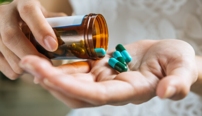 Губернатор Малков обратил внимание на жалобы рязанцев из-за необеспечения льготными лекарствами