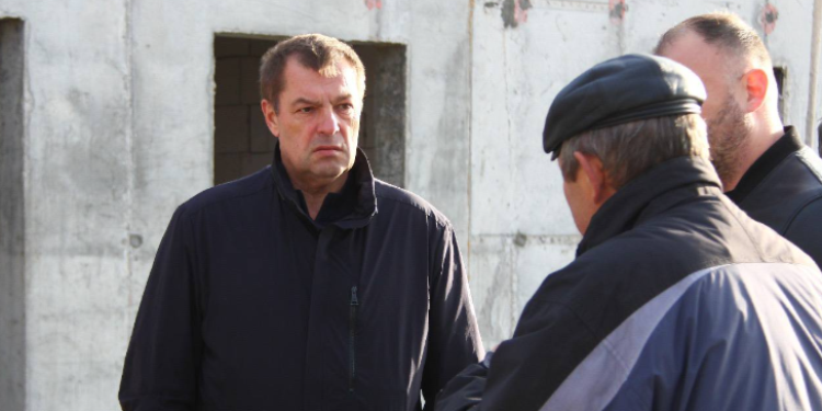 Мэр Рязани Артемов проконтролировал ход строительства школы в Олимпийском городке