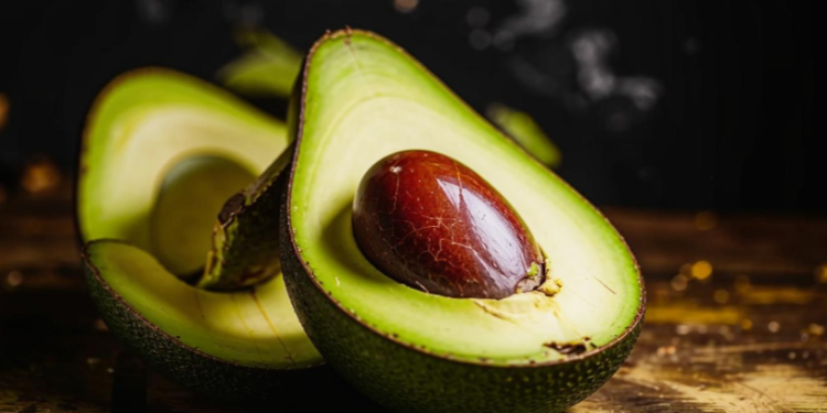 Диетолог Кабанов: авокадо и сыр тофу помогают снизить уровень тревоги